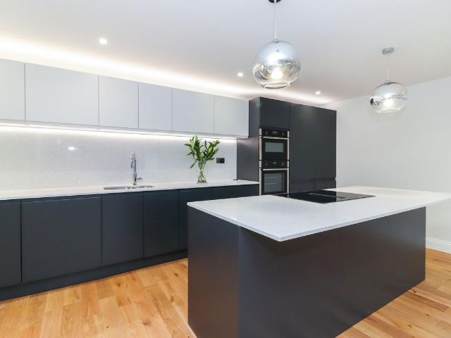 House for rent in Gerrards Cross, Tatling End