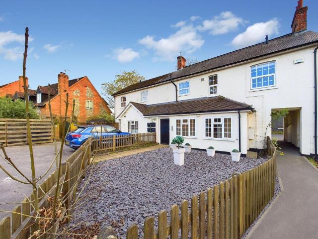 Apartment for rent in Longwick, Buckinghamshire
