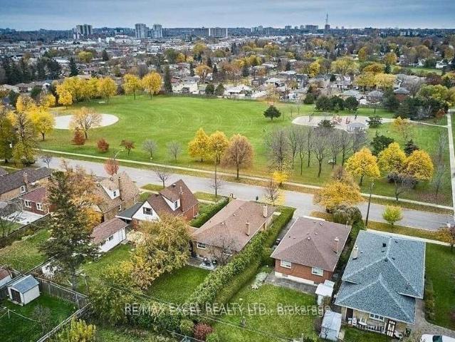 House for rent in Scarborough Centre, Toronto