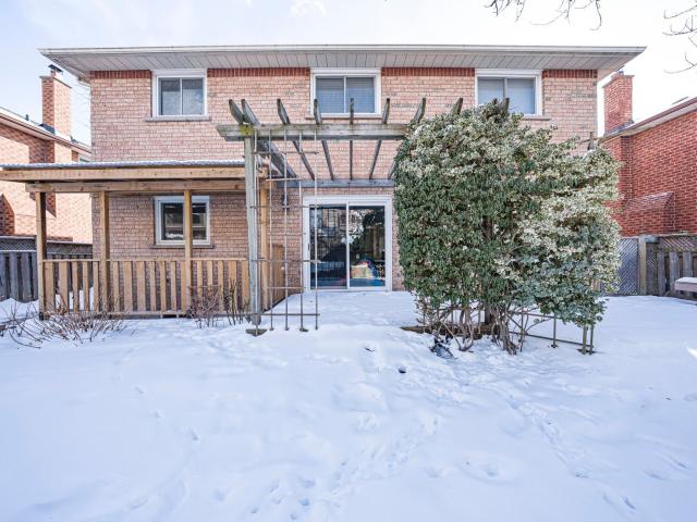 House for rent in Oakville, Ontario