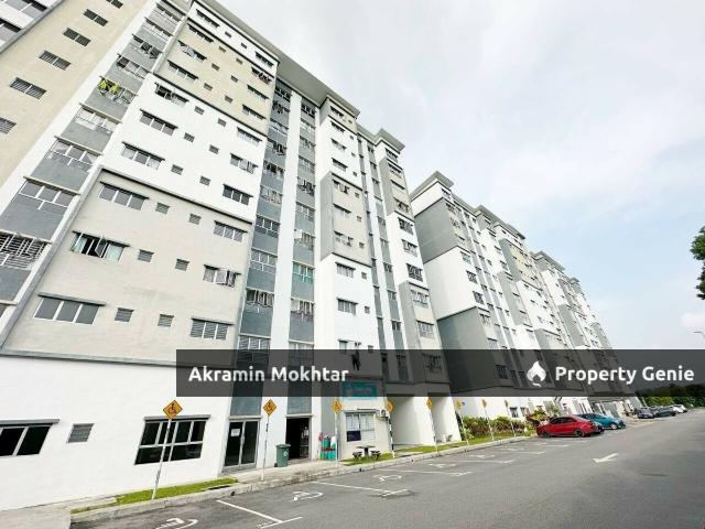 Apartment for sale in Tanjong Sepat, Selangor