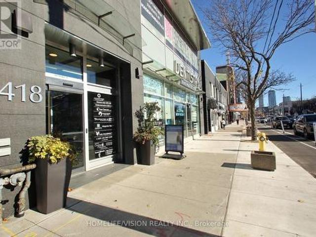 Commercial for rent in Toronto