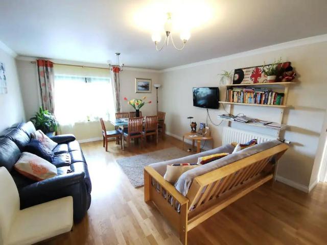House for rent in Meadowbank, Scotland