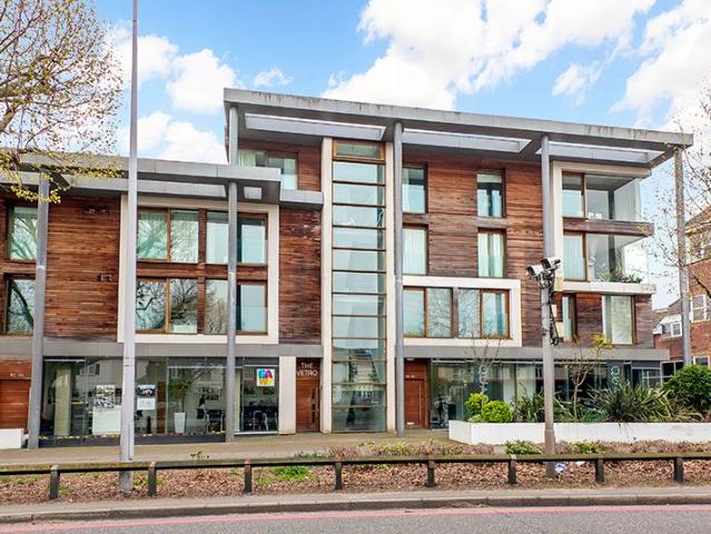 Apartment for rent in North Sheen, Greater London