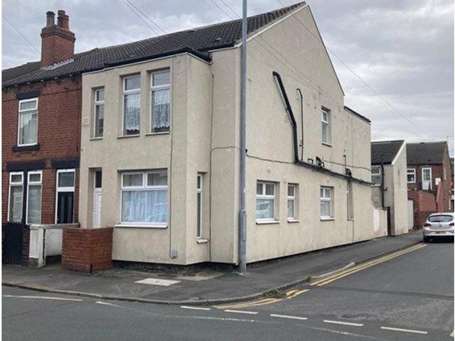 Apartment for rent in Half Acres, Wakefield
