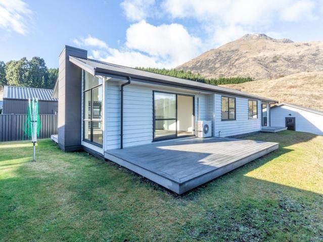 House for rent in Otakou