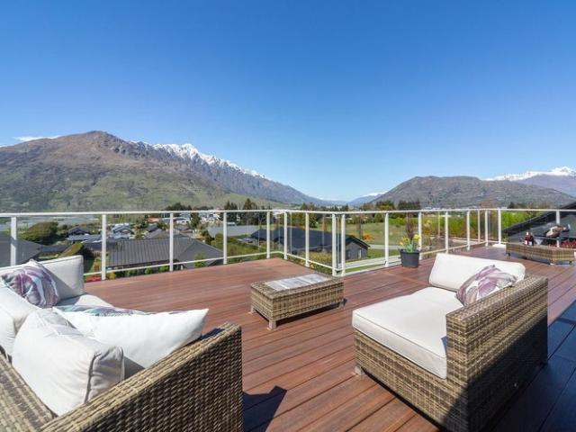 House for rent in Otakou