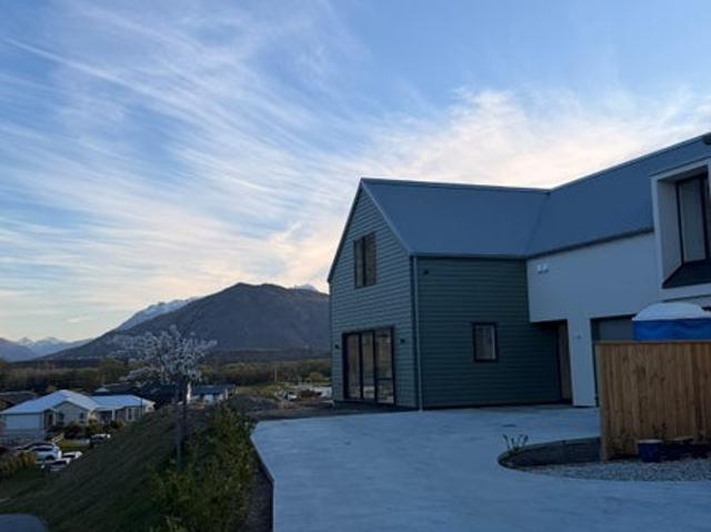 House for rent in Shotover Country, Queenstown-Lakes District