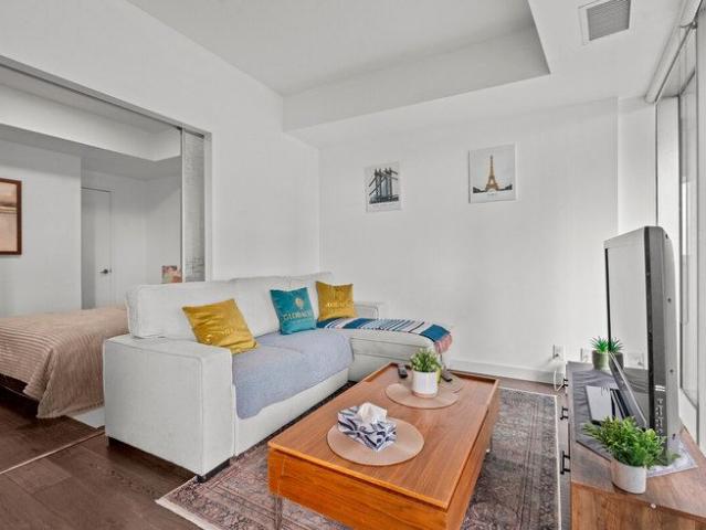 House for rent in Woburn, Ontario
