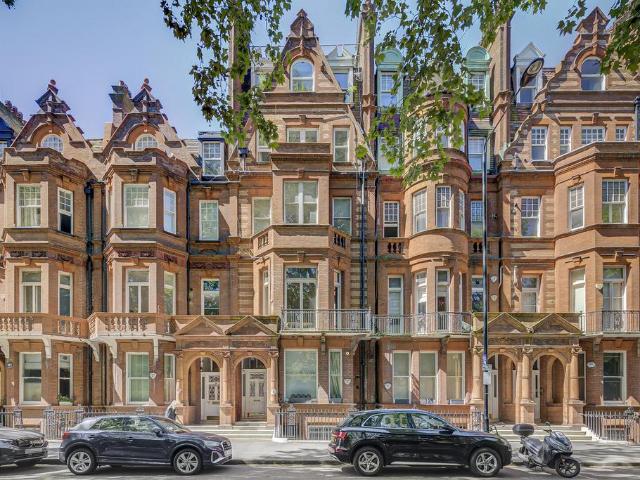 House for rent in Chelsea, Greater London