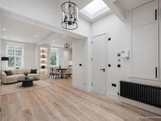 Apartment for rent in Chelsea, Greater London