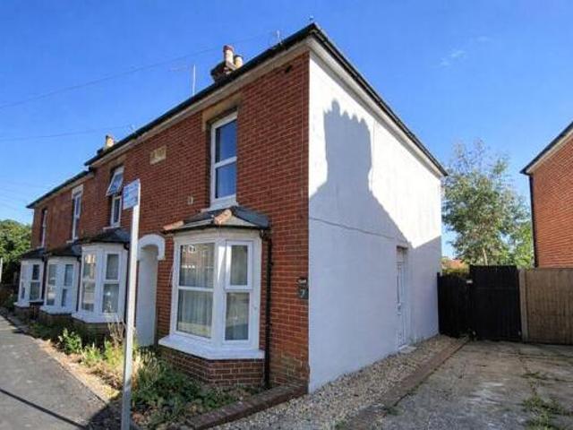 House for rent in Fole, Surrey