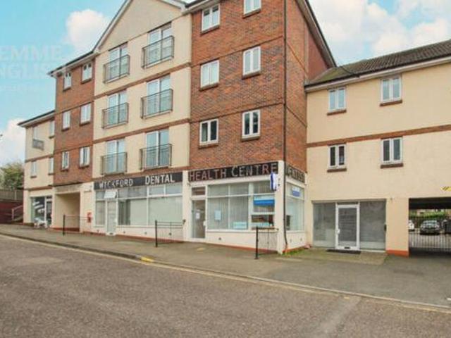 House for sale in Wickford