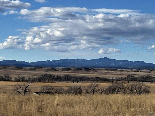 Farm for sale in Fairburn, South Dakota