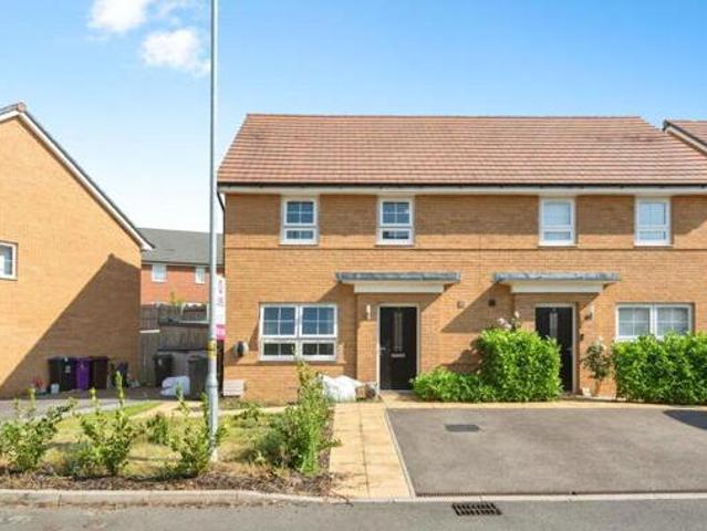 House for sale in Henlow, Bedfordshire