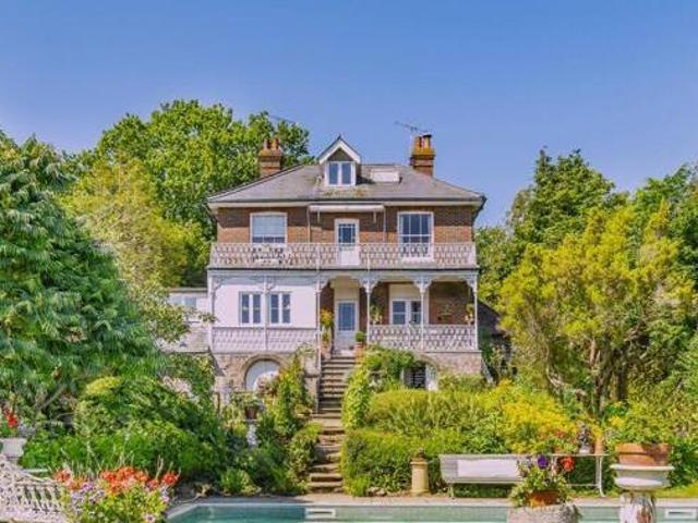 House for sale in Marehill, Horsham