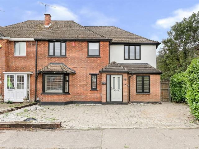 House for rent in Ivy Chimneys, Epping Forest