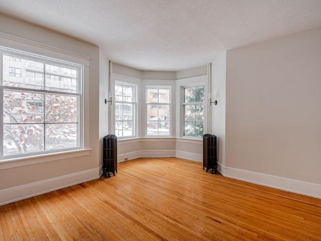 Apartment for rent in Mulhurst Bay, Ontario