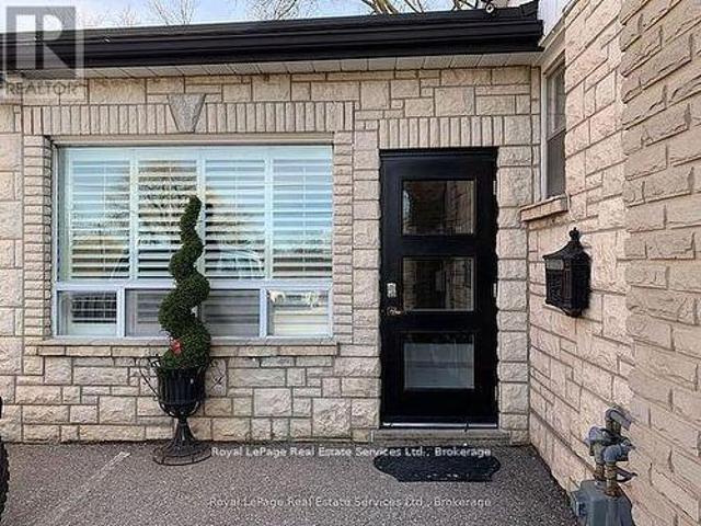 Commercial for rent in Mississauga, Ontario