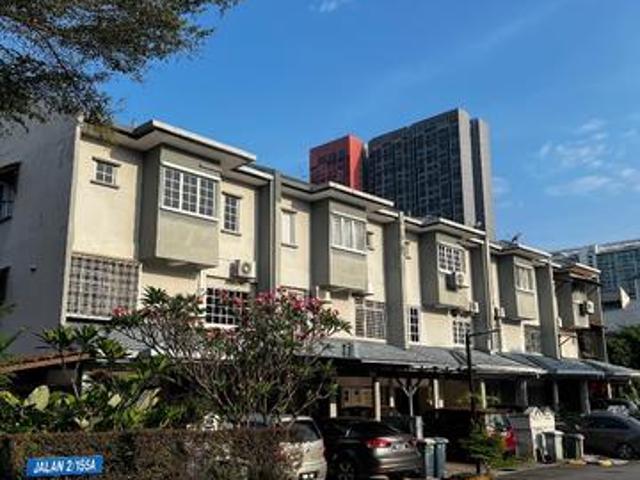 Townhouse for rent in Country Heights Damansara, Kuala Lumpur