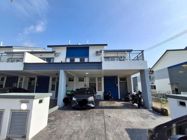 Townhouse for sale in Dengkil, Sepang