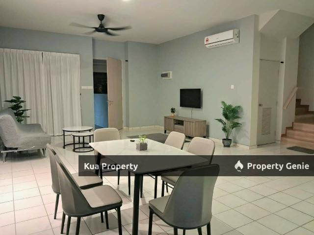 Townhouse for rent in Batu Kawah New Township, Kuching