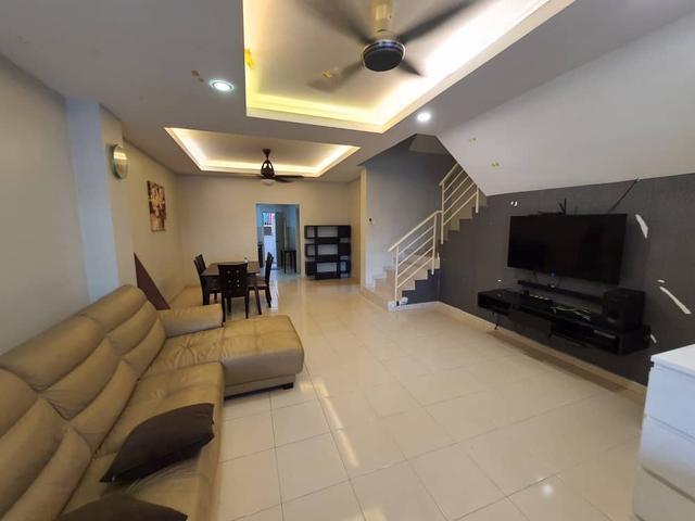 Townhouse for sale in Petaling, Subang Jaya