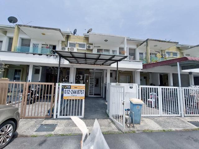 Townhouse for rent in Bandar Saujana Putra, Kuala Langat