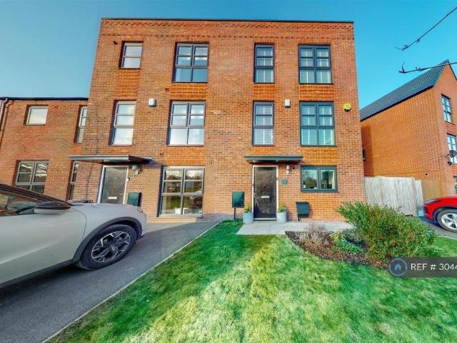 House for rent in Miles Platting, Manchester