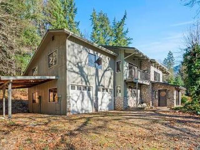 House for sale in Oregonia