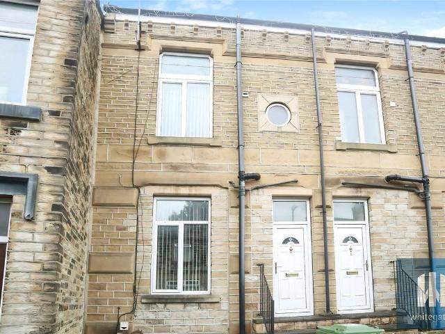 House for rent in Almondbury, West Yorkshire