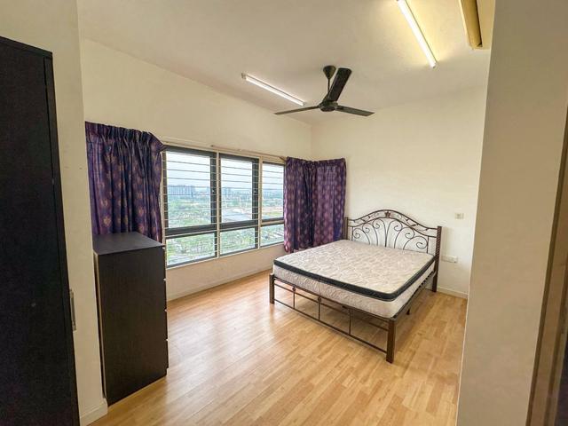 Serviced Residence for sale in Bukit Jelutong, Shah Alam