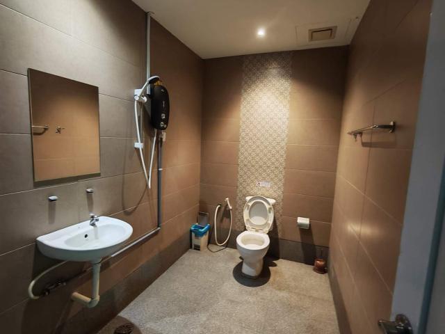 Room for rent in Country Heights Damansara, Kuala Lumpur