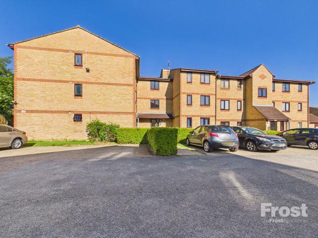 Apartment for rent in Slough