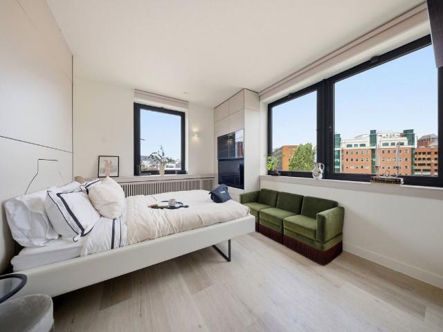 Studio for rent in Greenhill, Greater London