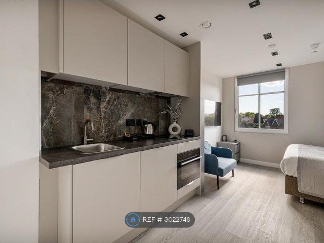 Studio for rent in Harrow On The Hill, Greater London