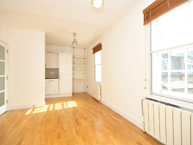 Apartment for rent in Soho, Greater London