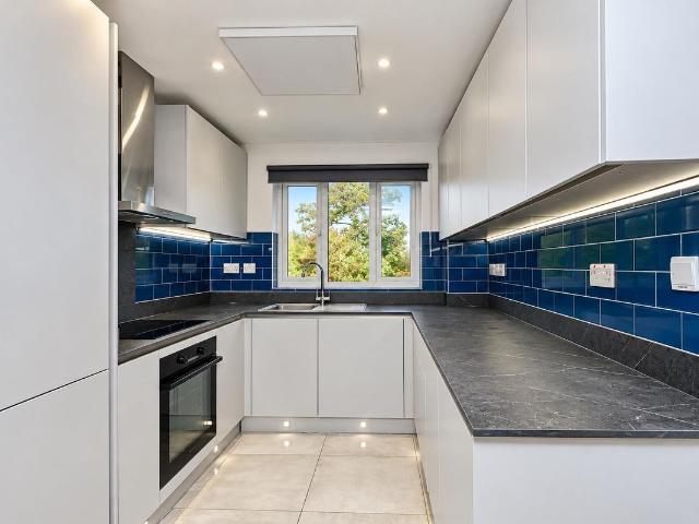 Apartment for rent in Shenley Wood, Milton Keynes