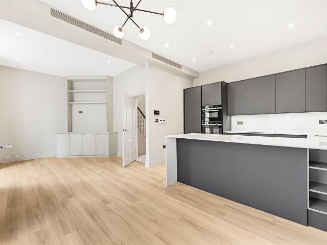 Apartment for rent in Belgravia, Isle Of Man