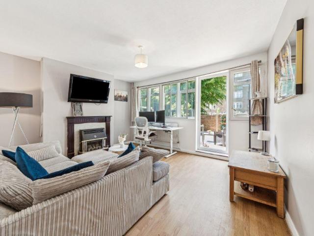 Apartment for rent in St. George in the East, Shadwell