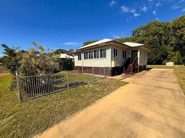 House for sale in Moore Park Beach, Queensland