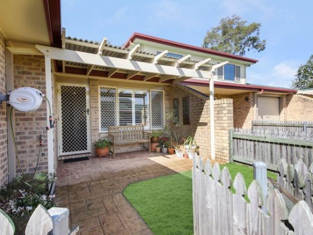 Townhouse for sale in Toombul, Queensland