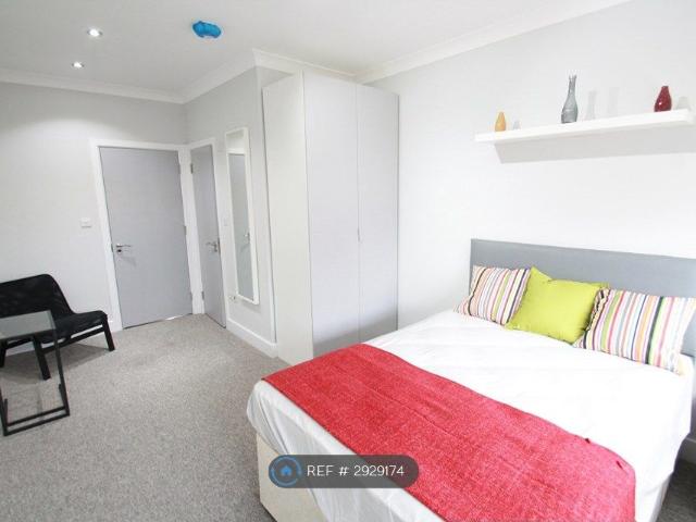 Studio for rent in Greater London