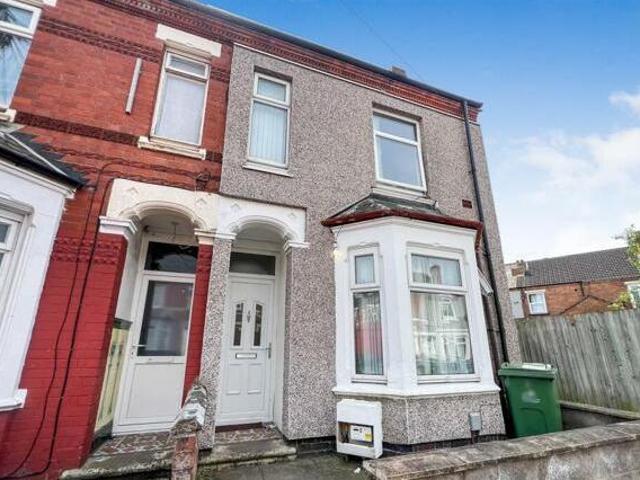 House for sale in Ball Hill, West Midlands