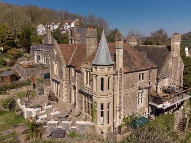 House for sale in Axbridge, Somerset