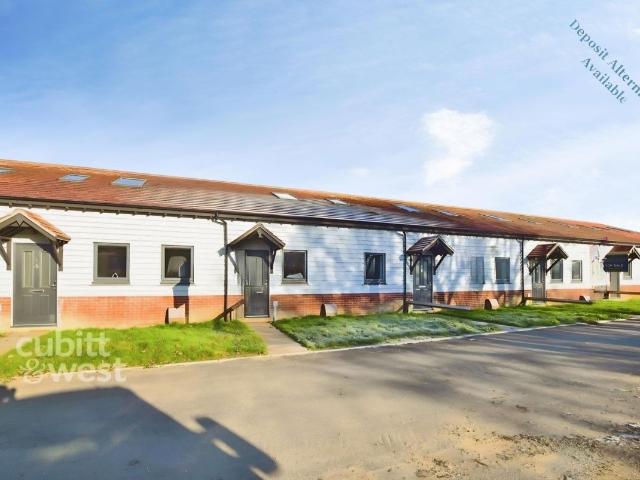 House for rent in Fole, Surrey