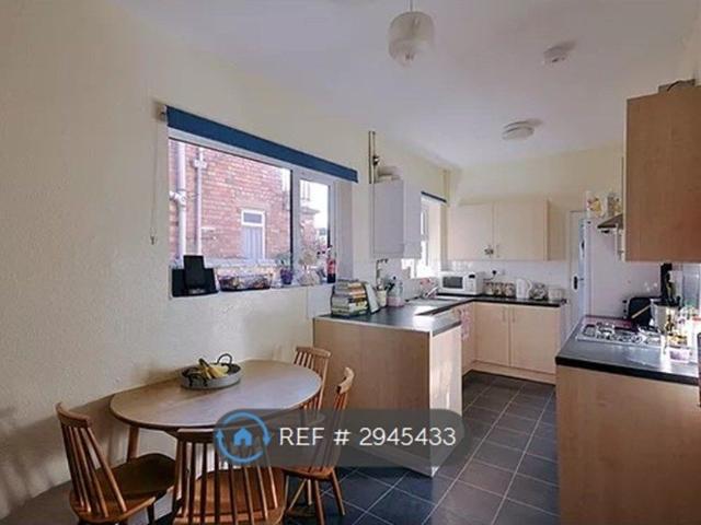Room for rent in Northampton, Northamptonshire