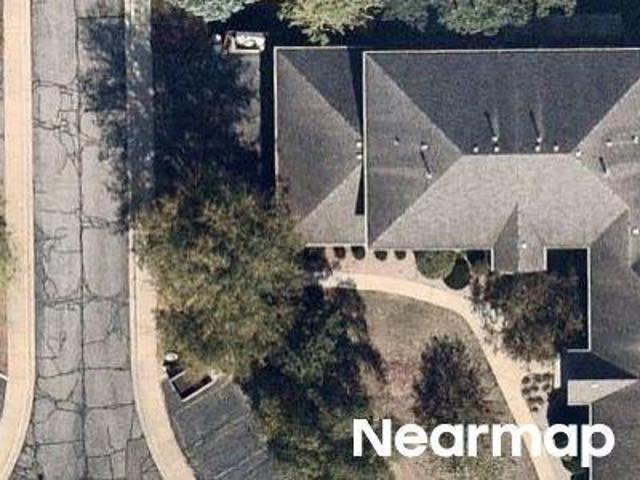 Condo for sale in Elgin, Illinois