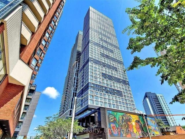 Condo for rent in Toronto Centre, Toronto