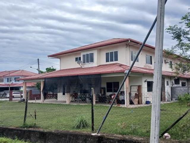 Terraced House for sale in Sibu Laut, Sarawak